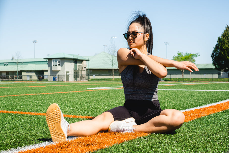Static Stretches: What They Are & Who They're For?